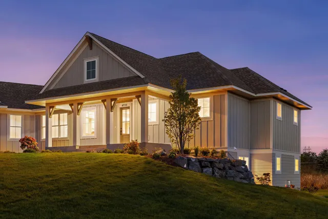$1,299,900 | 4733 Ogden Trail Lane North, Stillwater, MN 55082