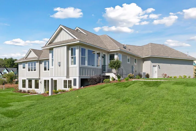 $1,299,900 | 4733 Ogden Trail Lane North, Stillwater, MN 55082