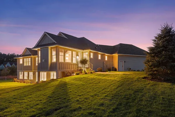 $1,299,900 | 4733 Ogden Trail Lane North, Stillwater, MN 55082