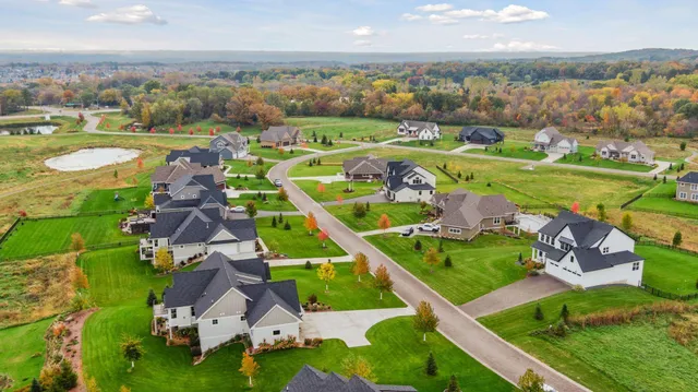 $1,299,900 | 4733 Ogden Trail Lane North, Stillwater, MN 55082