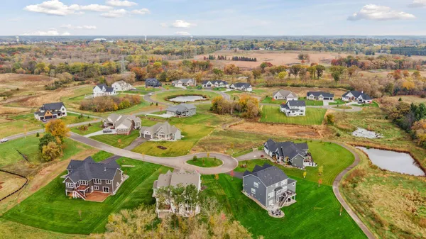 $1,299,900 | 4733 Ogden Trail Lane North, Stillwater, MN 55082