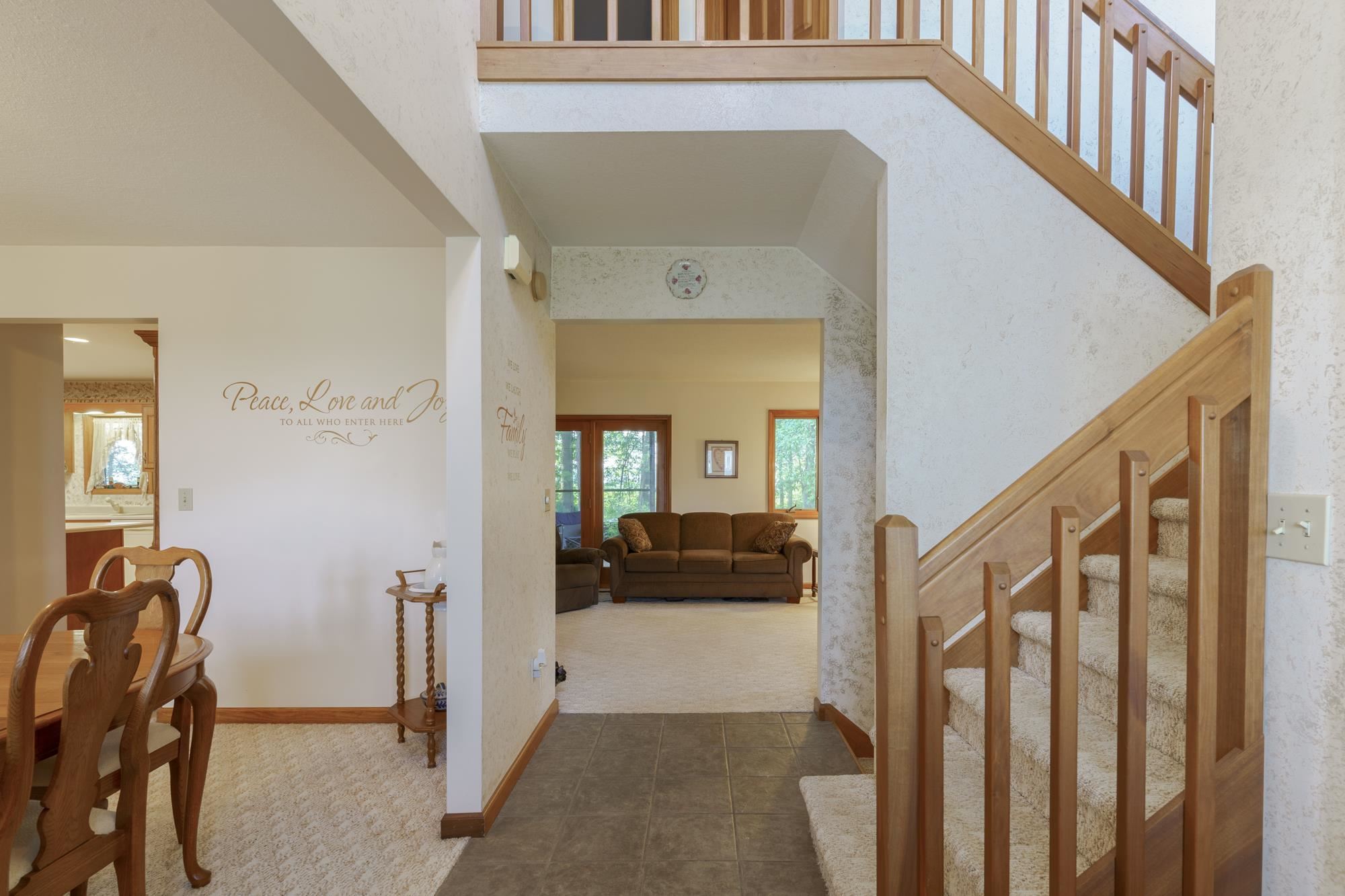 19636 Hoagland Road Monroeville, IN 46773 - Photo 4 of 36