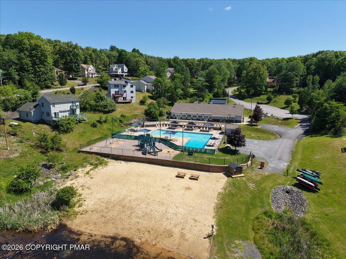1076 Porter Drive Bushkill, PA 18324 - Photo 68 of 82 90-dji_fly_20260602_105524_0215_17804123