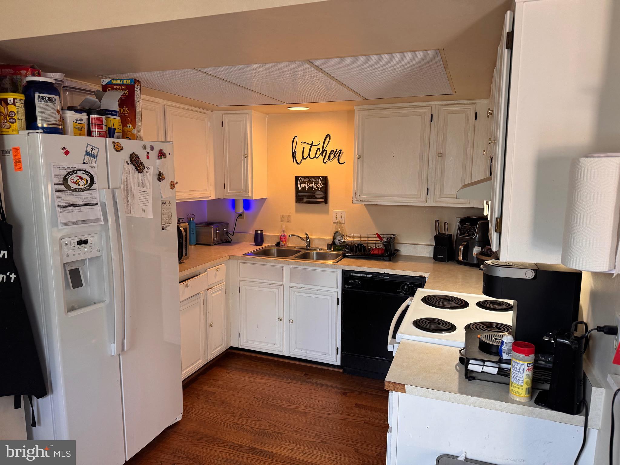 109 Twisted Stalk Drive Gaithersburg, MD 20878 - Photo 3 of 12