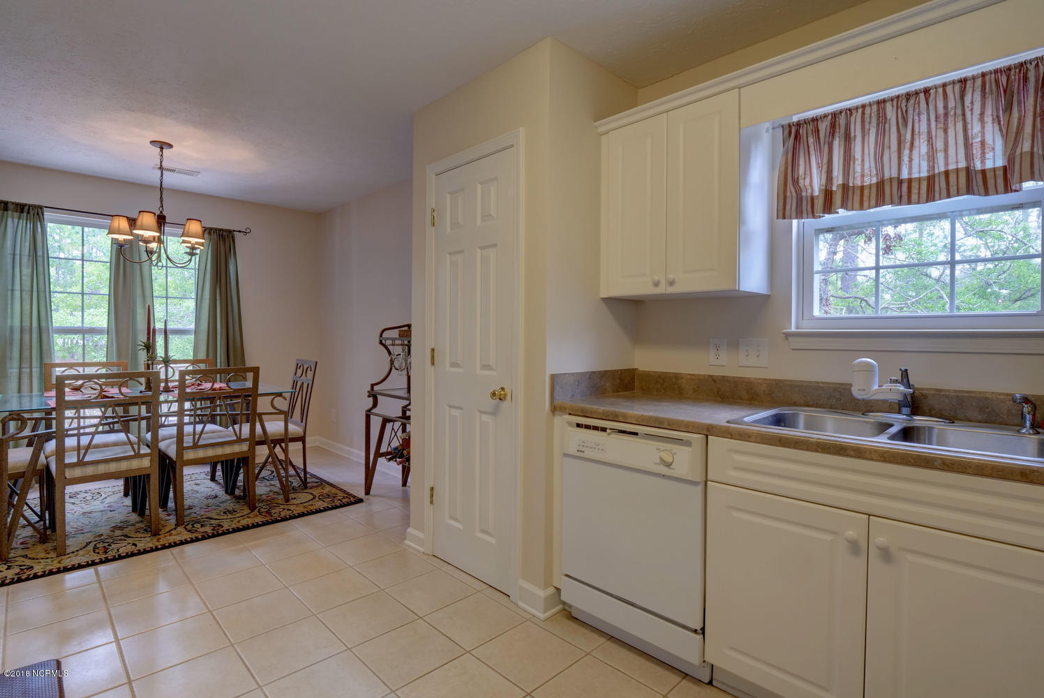 601 Barber Road Southport, NC 28461 - Photo 11 of 30 601 Barber Rd Southport NC-large-011-4-P