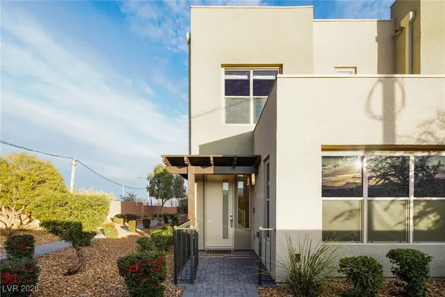 $3,200 | 1153 Notch Peak Street, Unit 103, Las Vegas, NV 89135