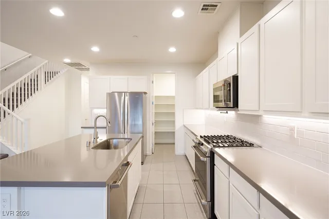 $3,200 | 1153 Notch Peak Street, Unit 103, Las Vegas, NV 89135