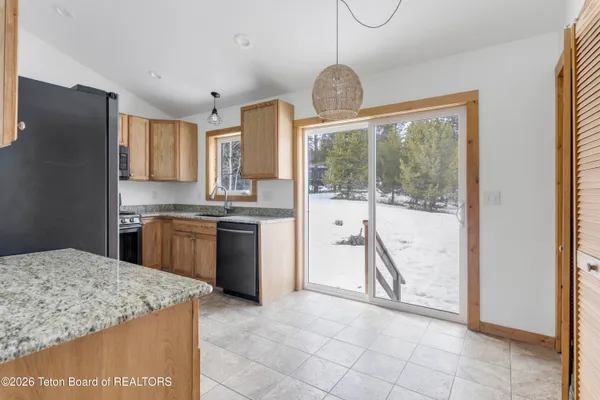 $850,000 | 31 Pine Hollow, Alpine, WY 83128