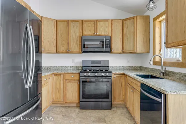 $850,000 | 31 Pine Hollow, Alpine, WY 83128