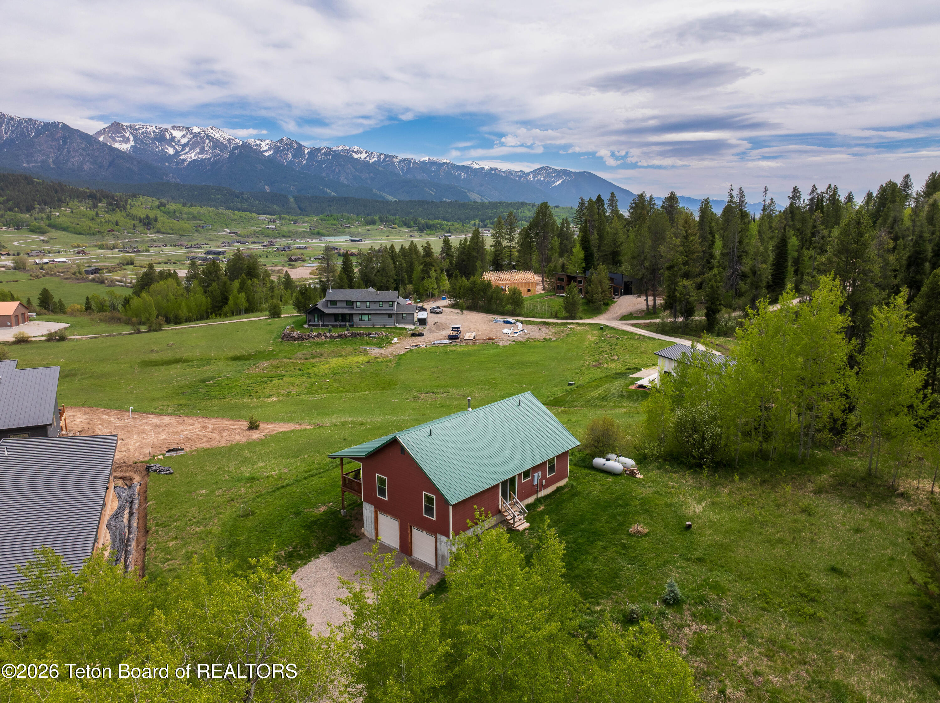 31 Pine Hollow Alpine, WY 83128 - Photo 6 of 42 31 Pine Hollow_0033_D