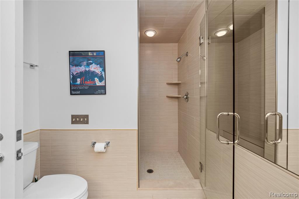 5035 Ponvalley Road Bloomfield Hills, MI 48302 - Photo 43 of 68 Gallery Image 43
