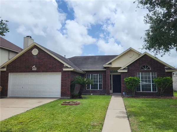 $2,150 | 4909 Lake Nocona Drive, Corpus Christi, TX 78413