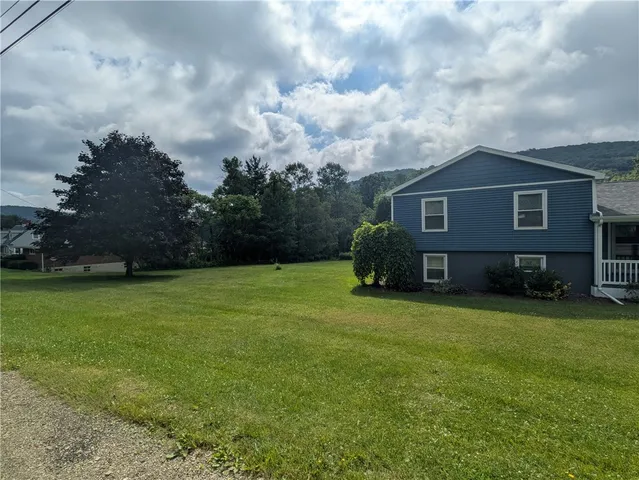 $299,900 | 1525 South Avenue, Lewis Run, PA 16738