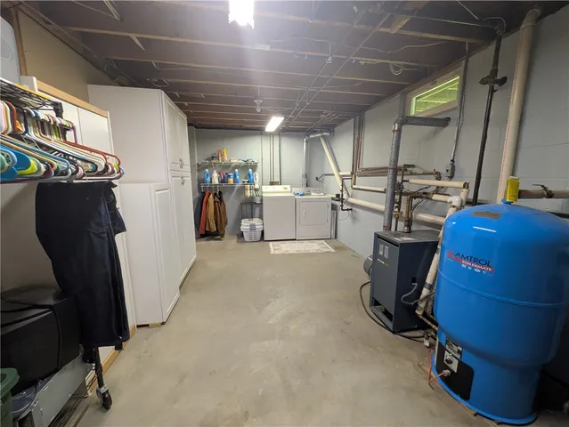 $299,900 | 1525 South Avenue, Lewis Run, PA 16738