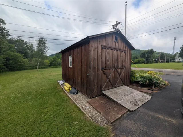 $299,900 | 1525 South Avenue, Lewis Run, PA 16738