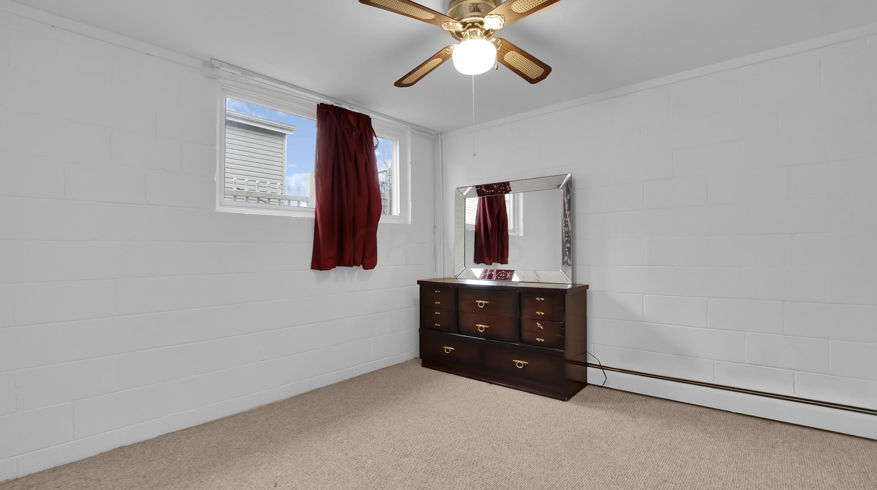5316 Edgeview Road Columbus, OH 43207 - Photo 24 of 32 _DSC5543
