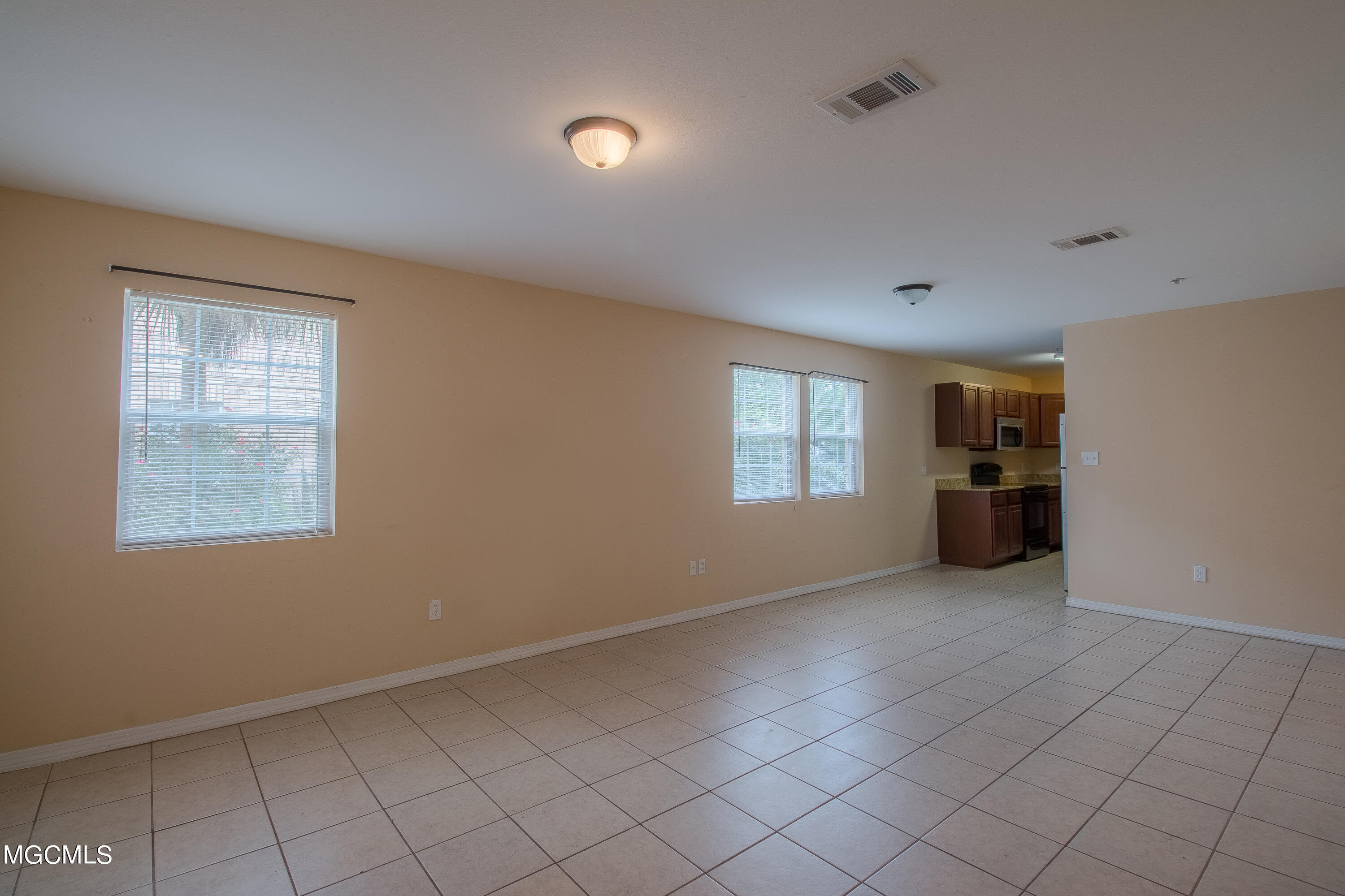 485 Tegarden Road Gulfport, MS 39507 - Photo 3 of 12 485 Teagarden Road-100