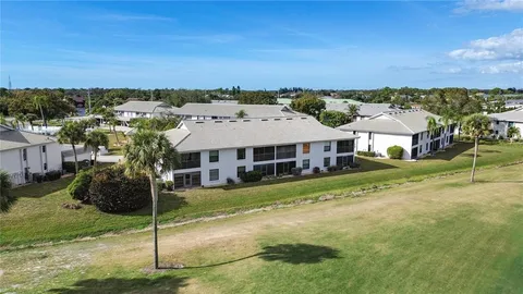 $185,000 | 922 Capri Isles Boulevard, Unit 217, Venice, FL 34292