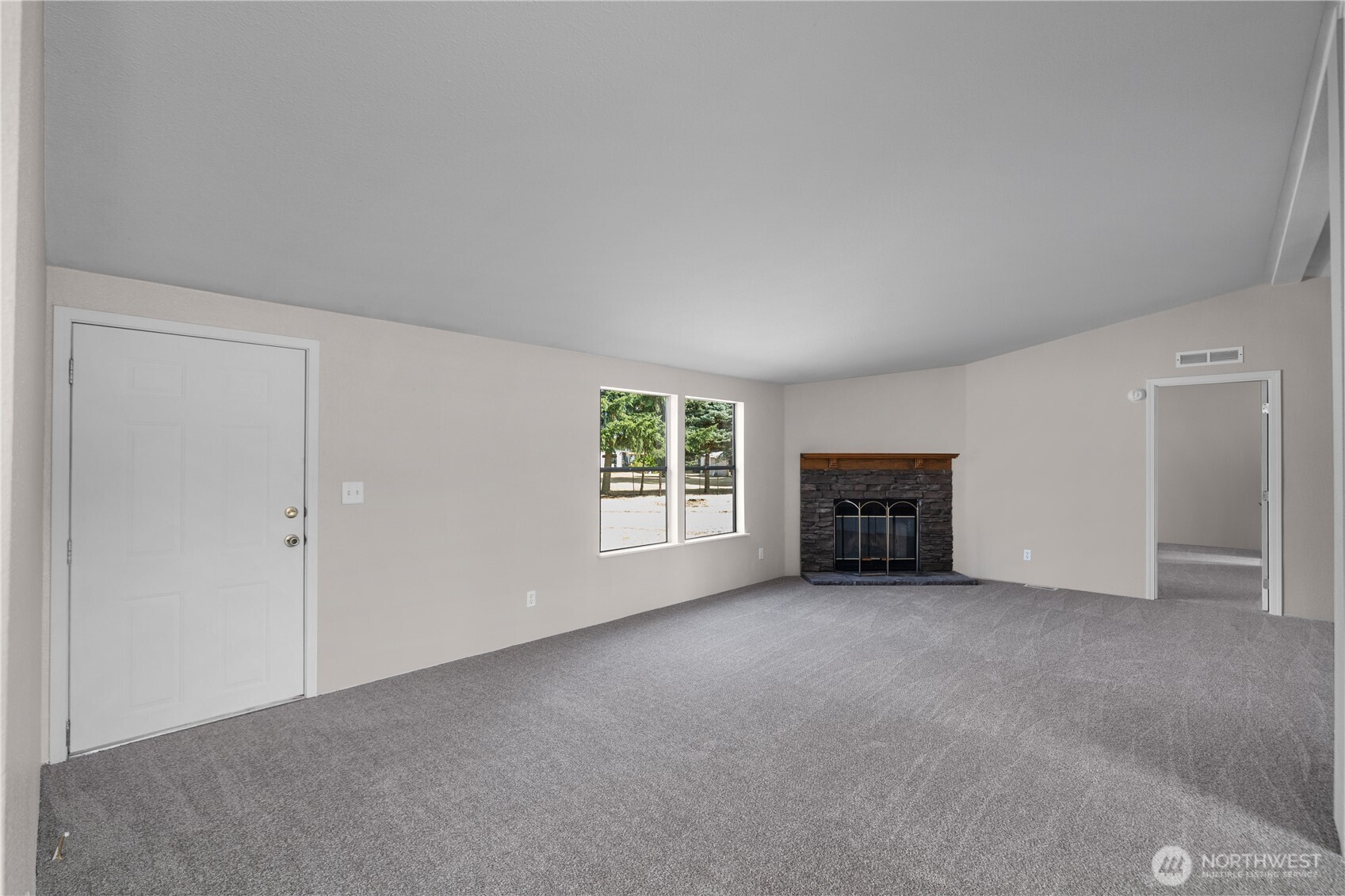 18032 Meyer Lane Southwest Rochester, WA 98579 - Photo 5 of 33 Gallery Image 5