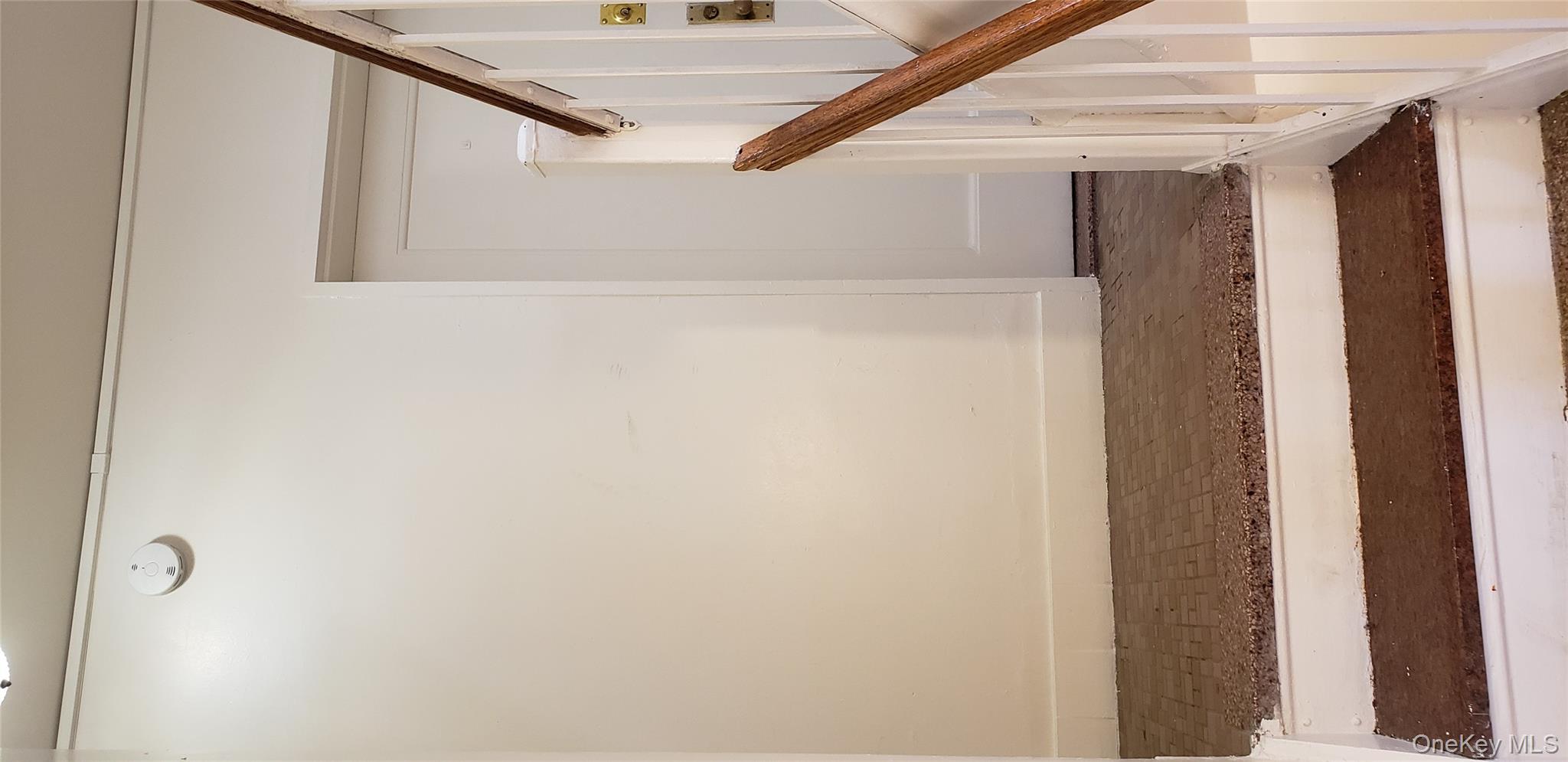 20206 Rocky Hill Road, Unit C1 Queens, NY 11361 - Photo 16 of 17 a view of entryway