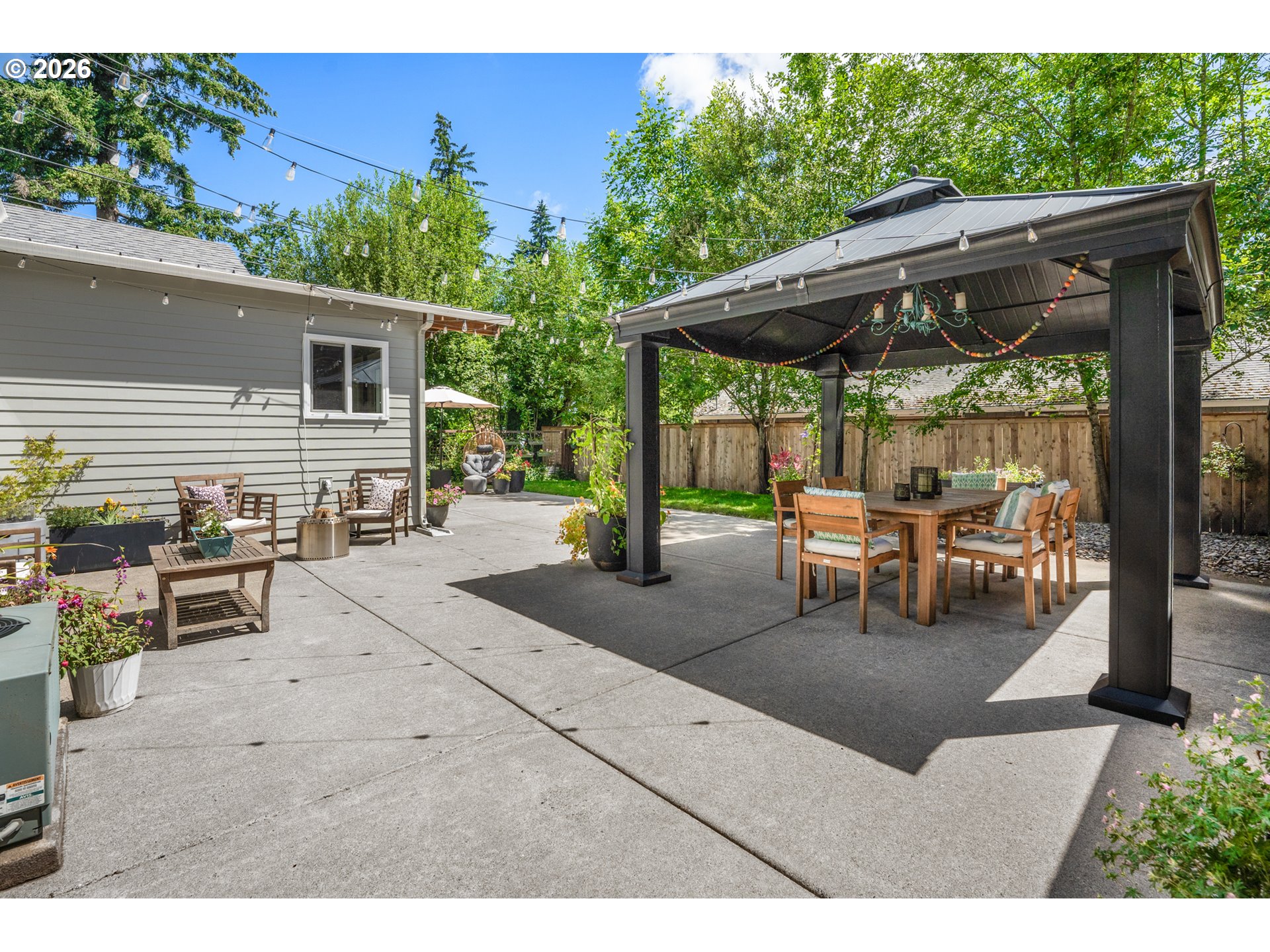 11410 Southwest 47th Avenue Portland, OR 97219 - Photo 34 of 37