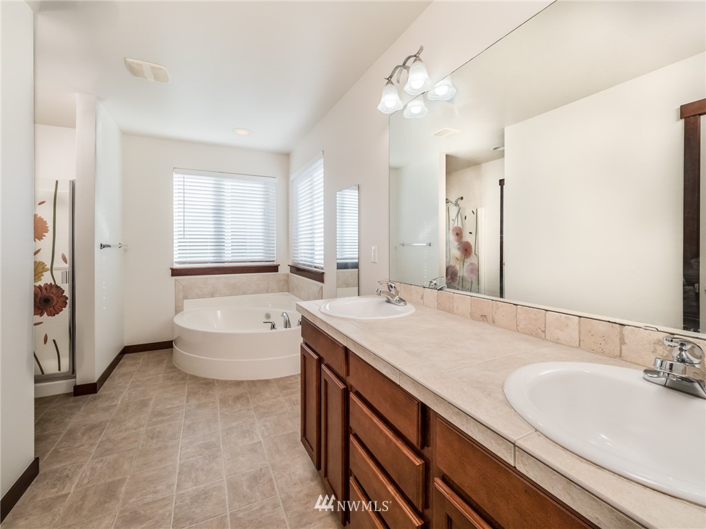 17324 13th Avenue Southeast, Unit 12W Bothell, WA 98012 - Photo 14 of 22 Gallery Image 14