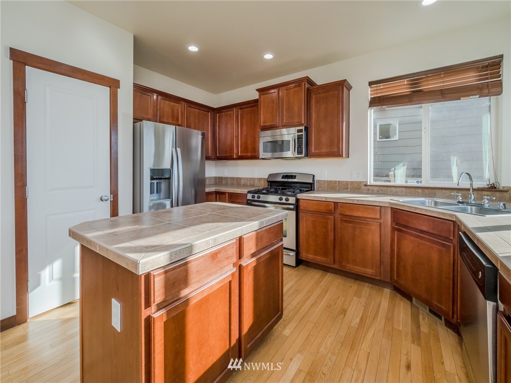 17324 13th Avenue Southeast, Unit 12W Bothell, WA 98012 - Photo 6 of 22 Gallery Image 6
