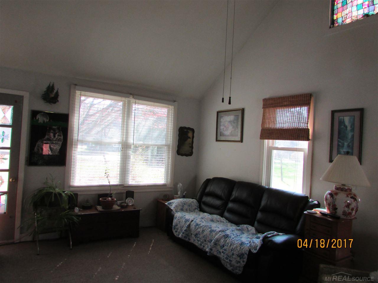 3318 Lakeshore Road Lexington, MI 48450 - Photo 4 of 21