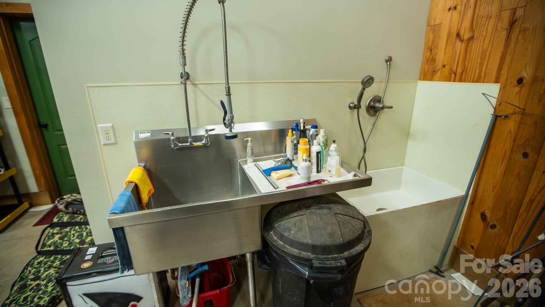 530 Upright Road Mount Ulla, NC 28125 - Photo 27 of 48 a living room with furniture