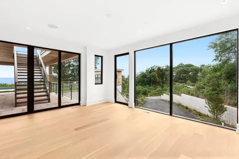 $14,495,000 | 15 North Neck Lane, Montauk, NY 11954