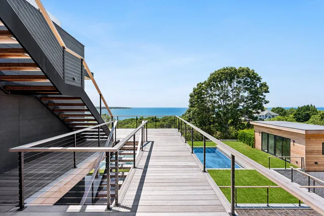 $14,495,000 | 15 North Neck Lane, Montauk, NY 11954