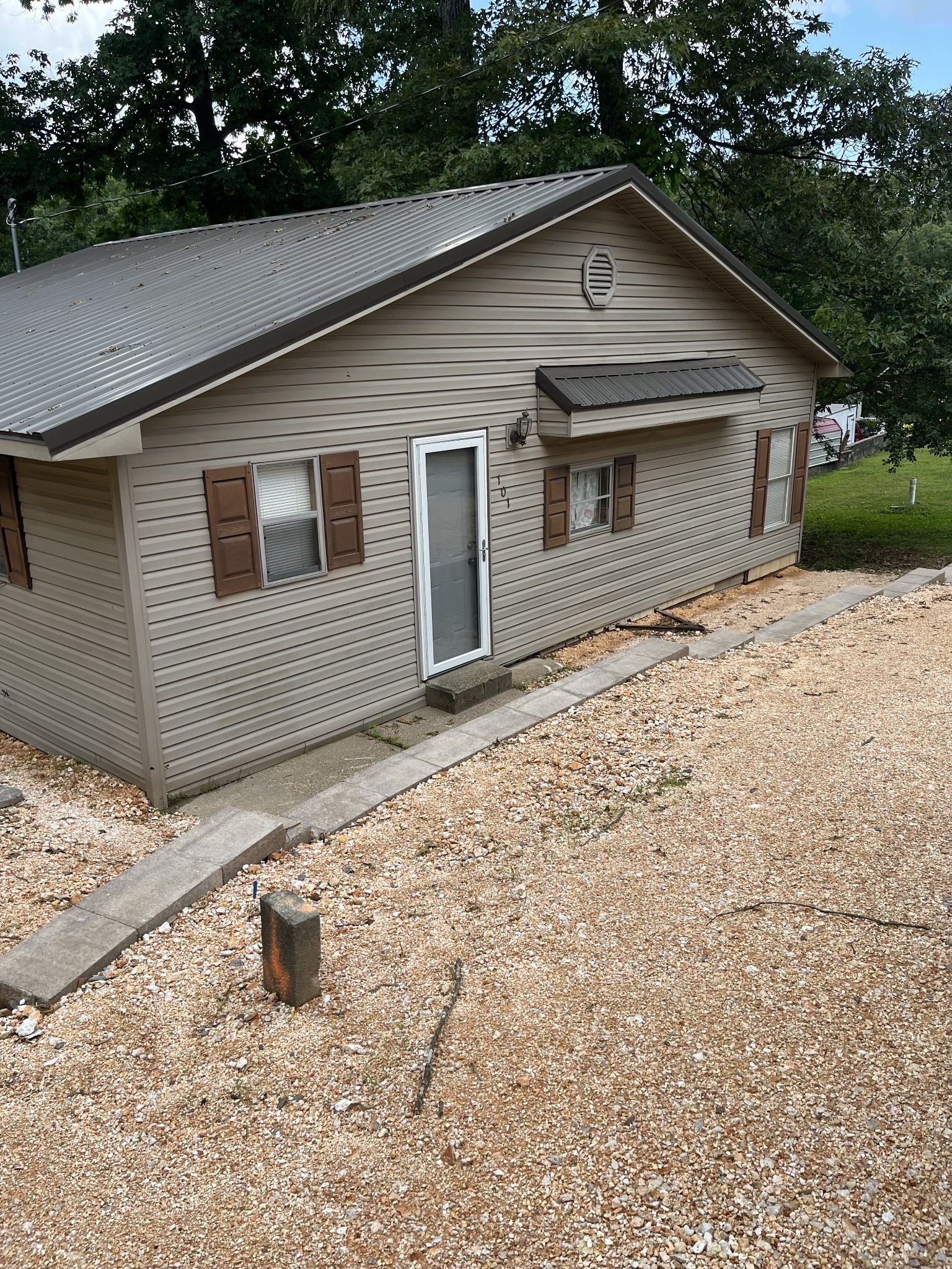 101 Oakleaf Lane Springville, TN 38256 - Photo 2 of 10 Gallery Image 2