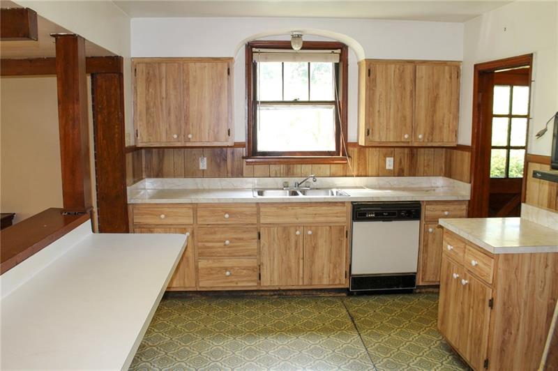 1220 Ridge Road Ambridge, PA 15003 - Photo 5 of 22 With a little TLC, this kitchen will be magnificent!