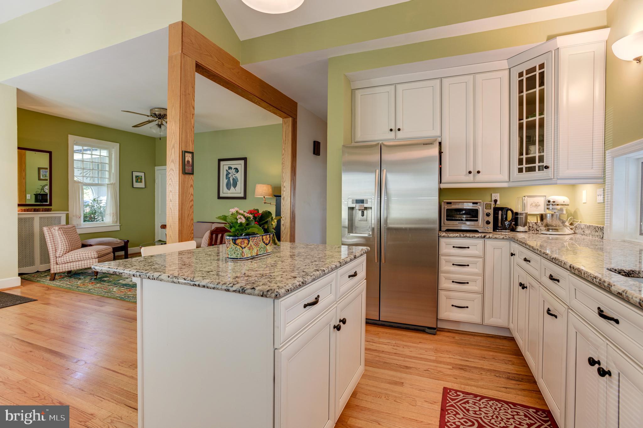 120 Hawthorn Road Baltimore, MD 21210 - Photo 8 of 68
