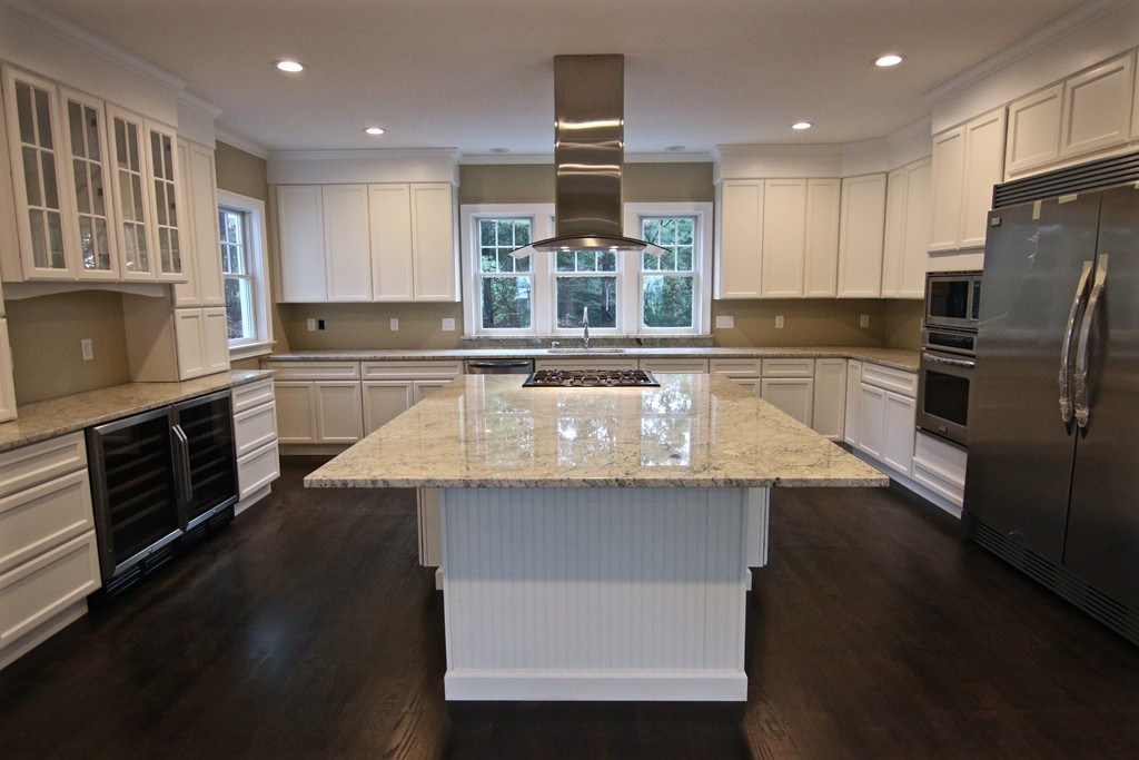 92 Golden Hills Road Saugus, MA 01906 - Photo 2 of 30 Gallery Image 2