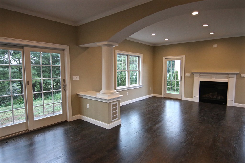 92 Golden Hills Road Saugus, MA 01906 - Photo 9 of 30 Gallery Image 9