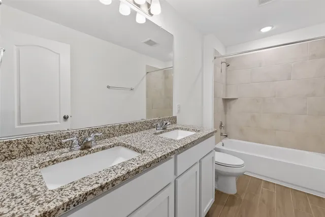 $329,900 | 31215 Conover Drive, Fulshear, TX 77441