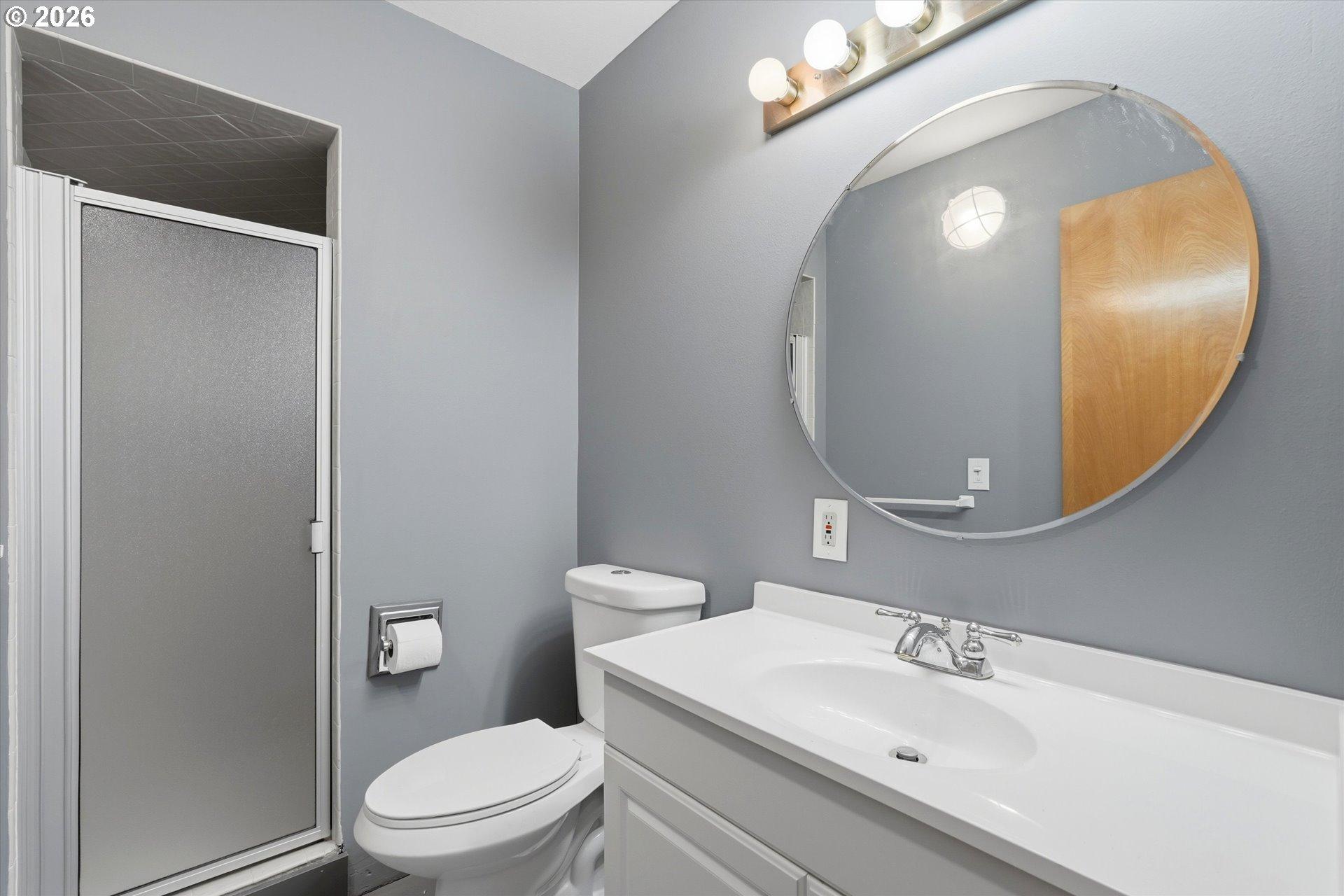 3211 Southwest Ridge Drive Portland, OR 97219 - Photo 29 of 43 Gallery Image 29