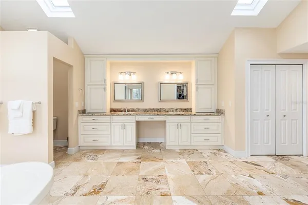 $975,000 | 12009 Northeast 8th Court, Ocala, FL 34479