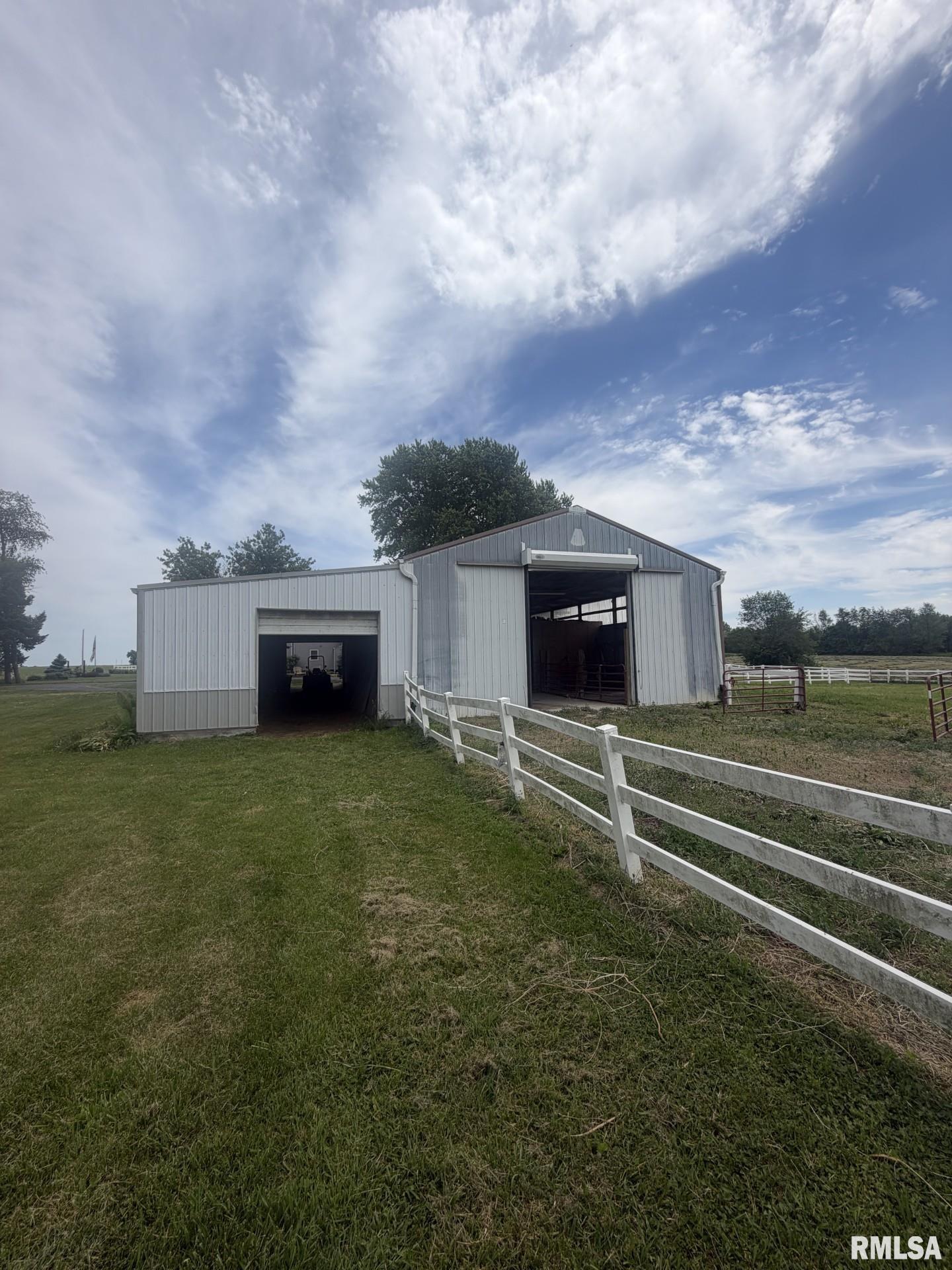 12406 West Akron Road Princeville, IL 61559 - Photo 36 of 40