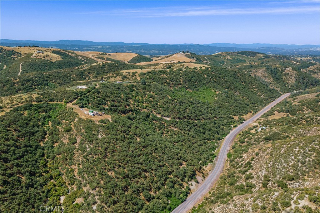 70598 Jolon Road Bradley, CA 93426 - Photo 3 of 43
