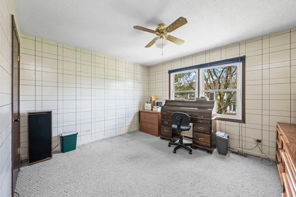 $839,900 | 4328 Phyllis Drive, Northbrook, IL 60062