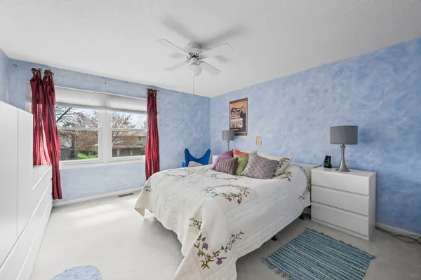 $839,900 | 4328 Phyllis Drive, Northbrook, IL 60062