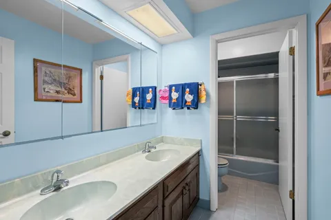 $839,900 | 4328 Phyllis Drive, Northbrook, IL 60062