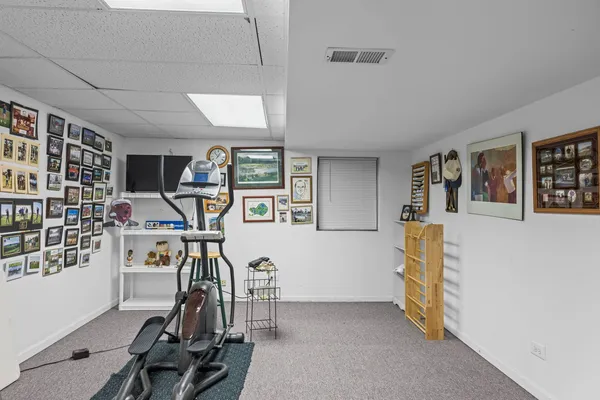 $839,900 | 4328 Phyllis Drive, Northbrook, IL 60062