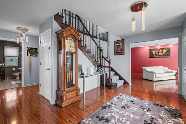 $839,900 | 4328 Phyllis Drive, Northbrook, IL 60062