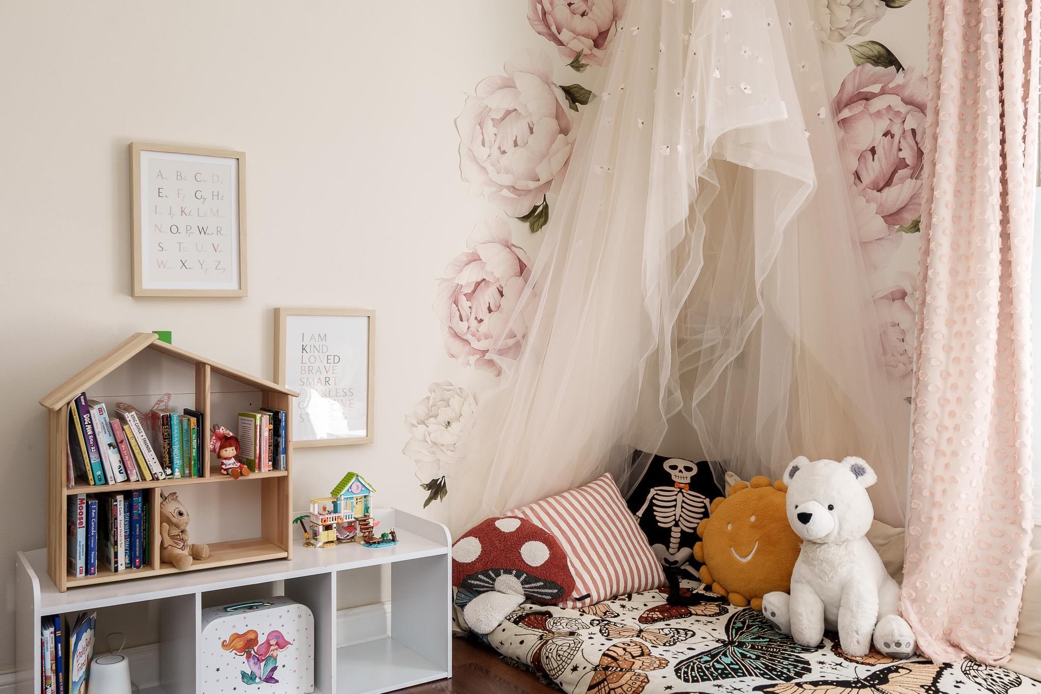 651 Genoa Street Cherry Valley, IL 61016 - Photo 13 of 70 a bedroom with baby toys and a book shelf