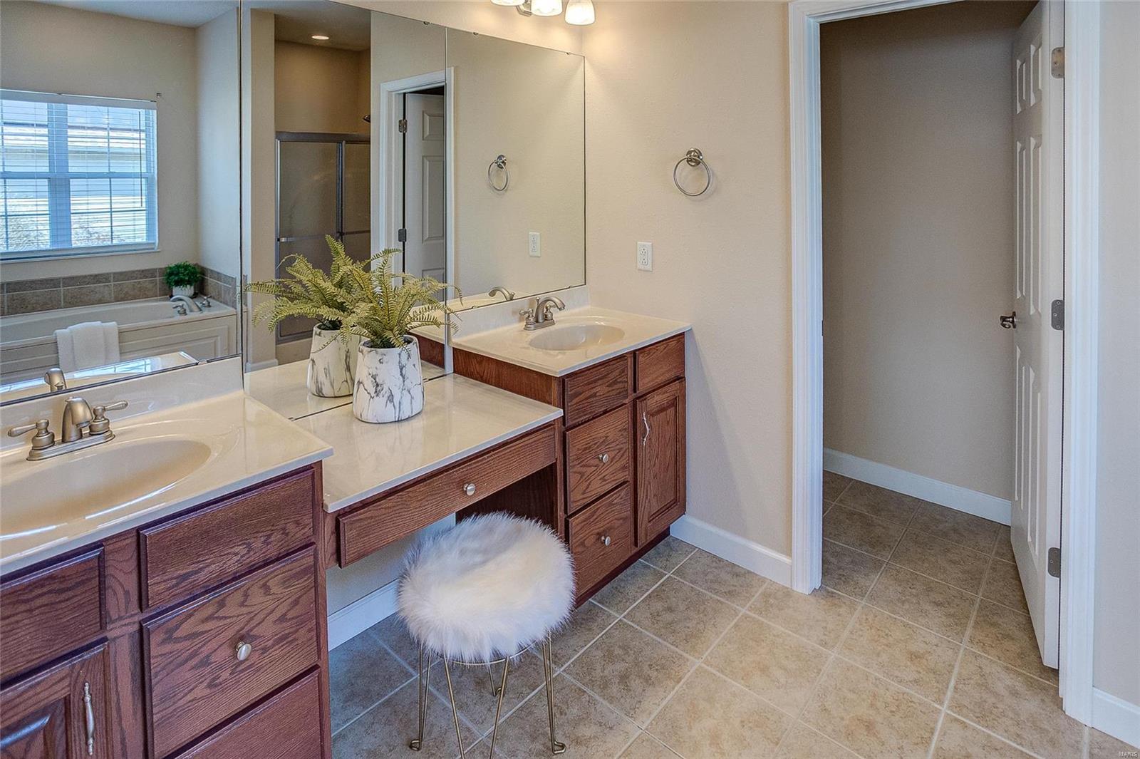 1170 Red Hawk Ridge Lane O'Fallon, IL 62269 - Photo 27 of 51 Gallery Image 27
