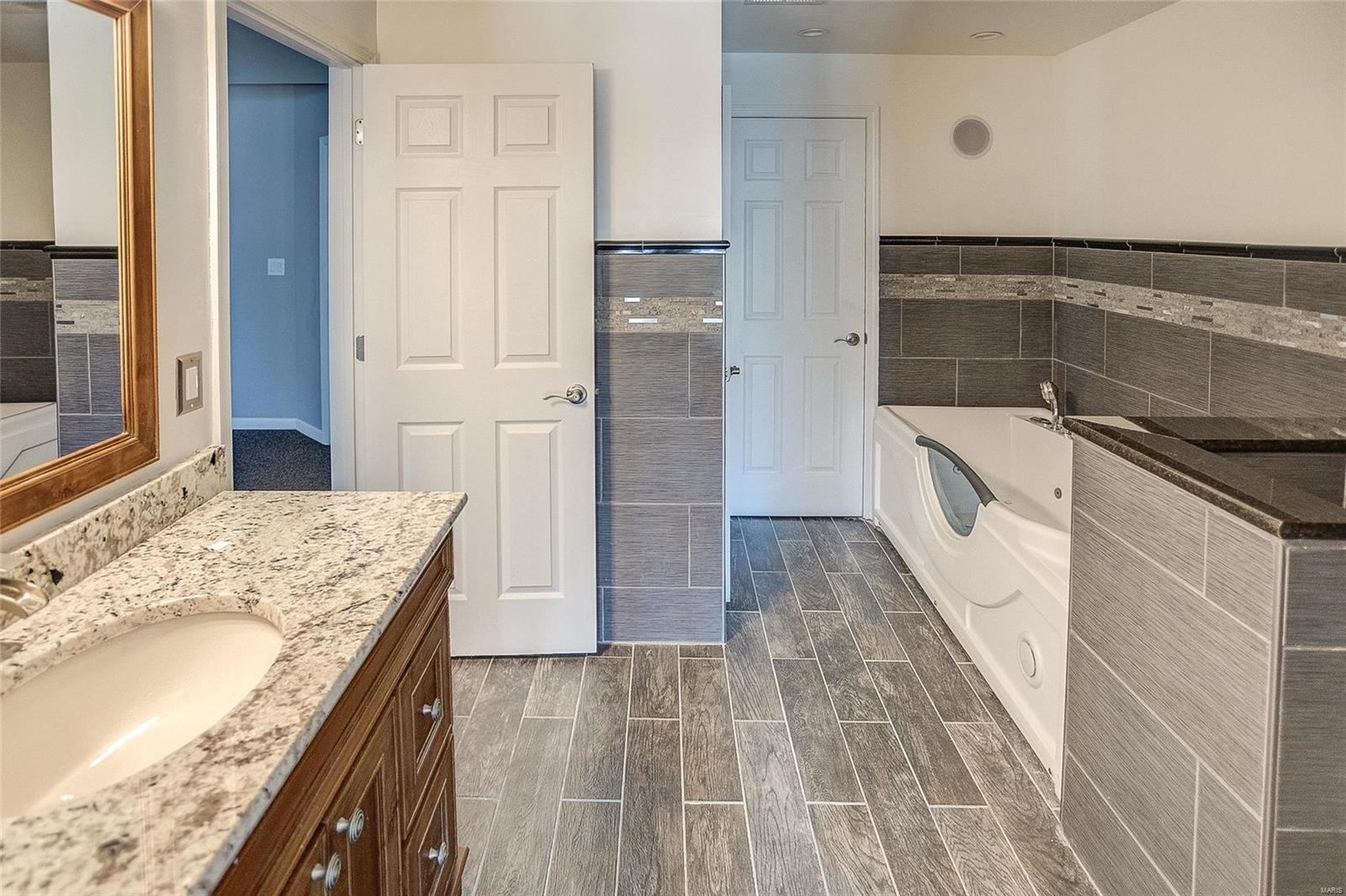 1170 Red Hawk Ridge Lane O'Fallon, IL 62269 - Photo 39 of 51 Gallery Image 39