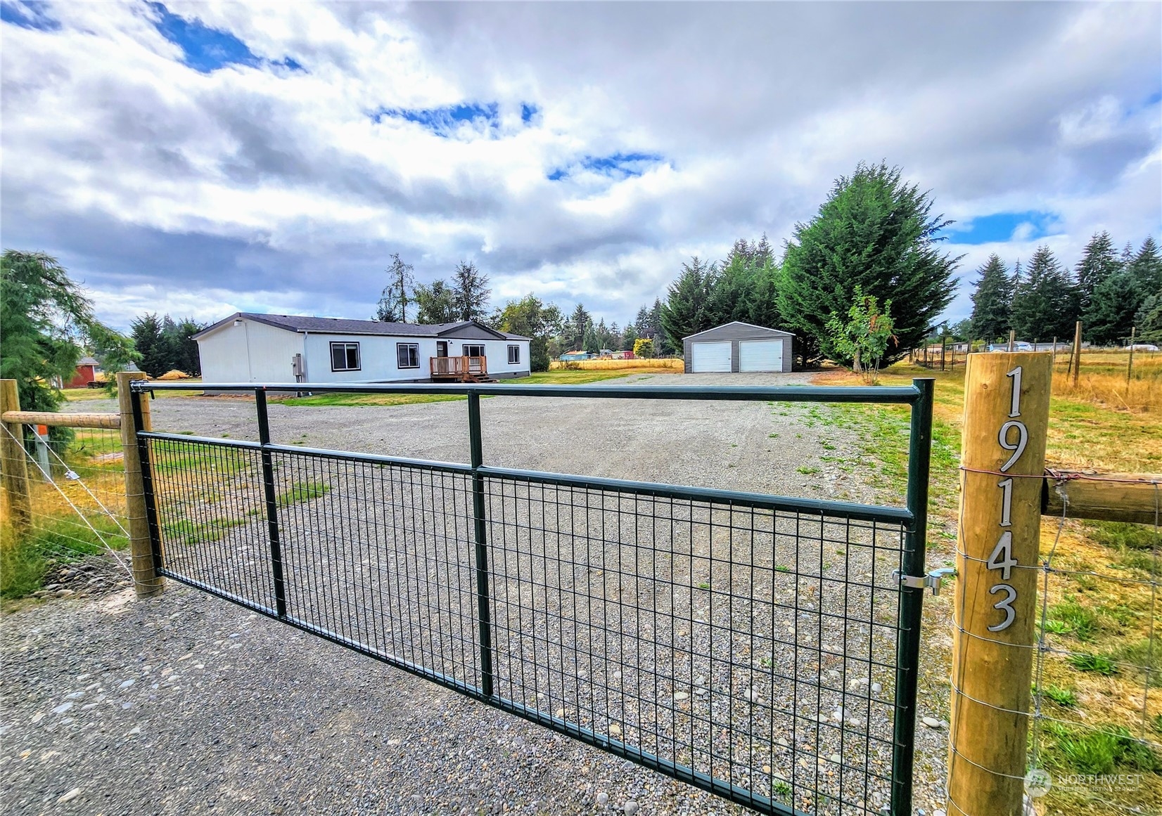 19143 Pecan Street Southwest Rochester, WA 98579 - Photo 2 of 30